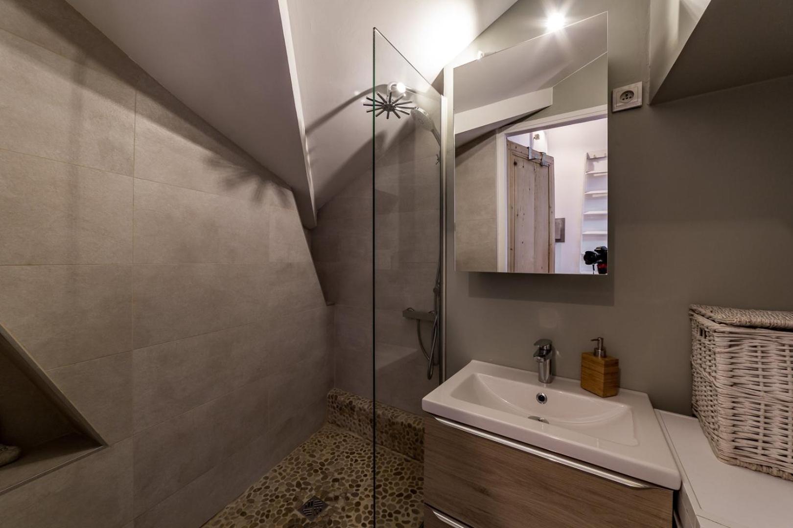 Le Loft Des Artistes De La Croix-Rousse Ail Apartment Lyon Luaran gambar